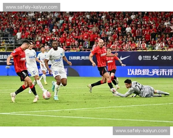 亚细亚之巅的深蓝碰撞:神户胜利船与柔佛新山的绿茵博弈 亚细亚之巅的深蓝碰撞:神户胜利船与柔佛新山的绿茵博弈